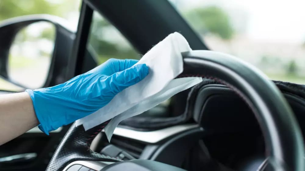 Cách vệ sinh bọc vô lăng da thật khâu tay