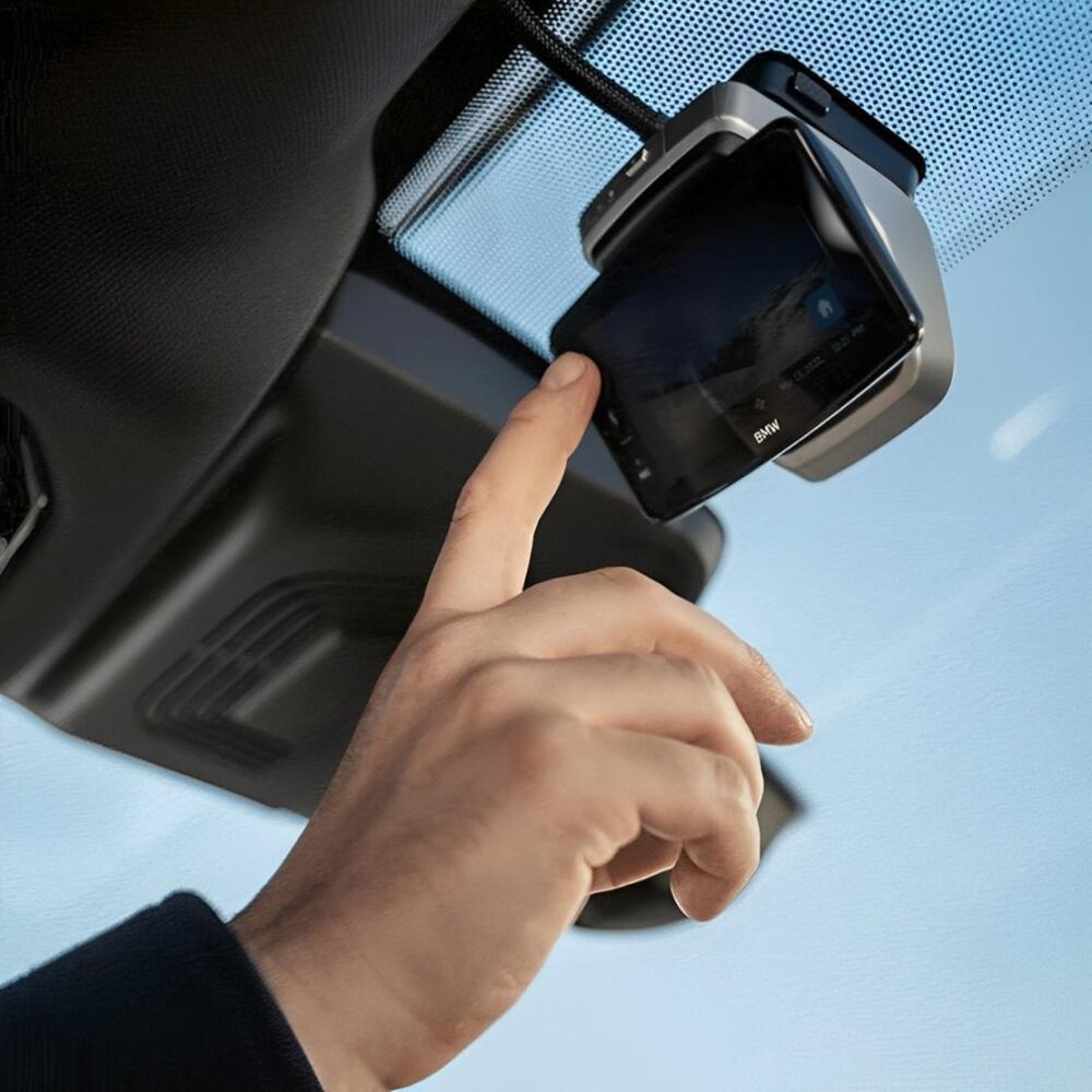 Cài đặt tính năng cho camera hành trình BMW Cài đặt tính năng cho camera hành trình BMW