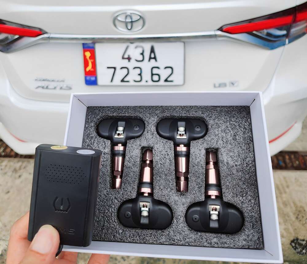 Cảm biến áp suất lốp cho mọi dòng xe