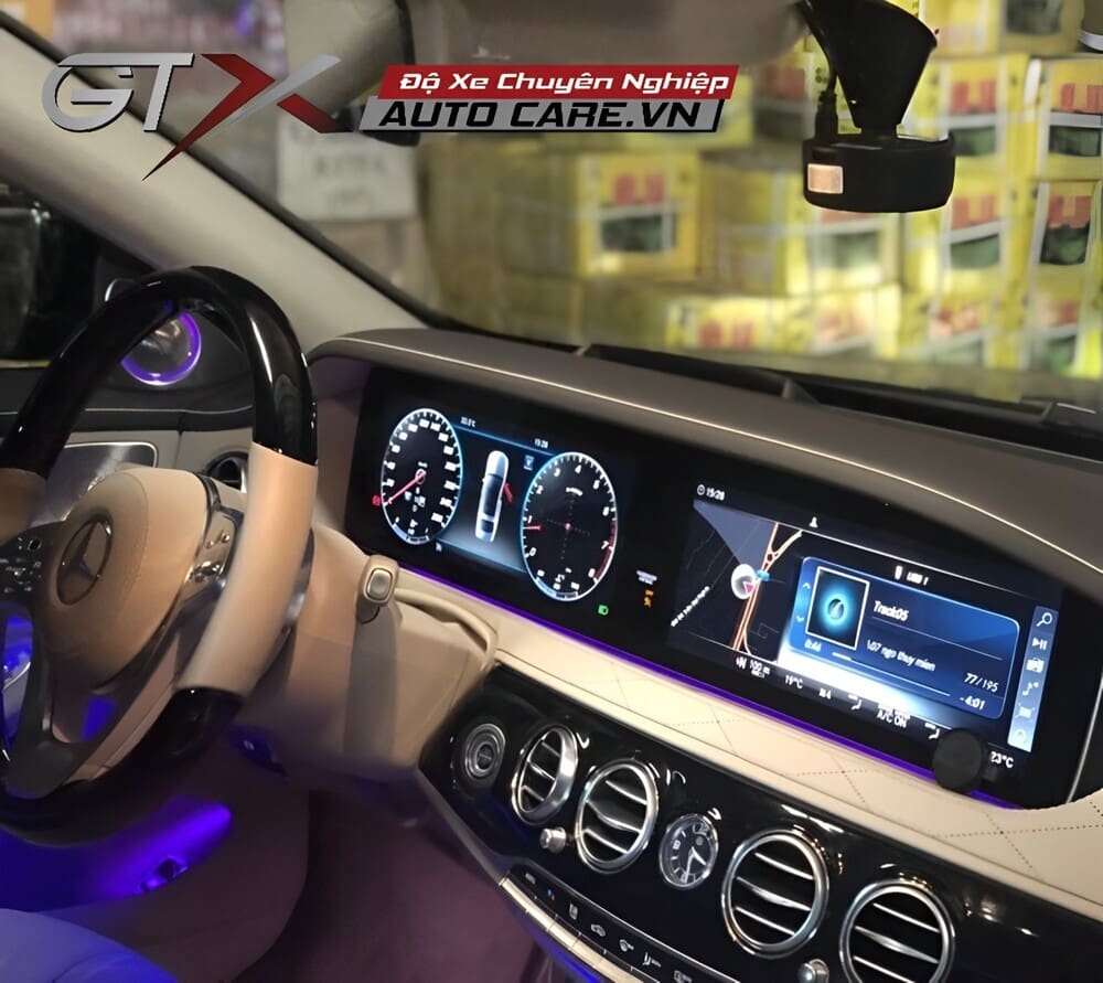 Camera hành trình cho Mercedes