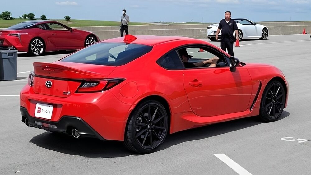 Chọn kiểu body kit phù hợp sẽ giúp xe cân đối và nổi bật hơn