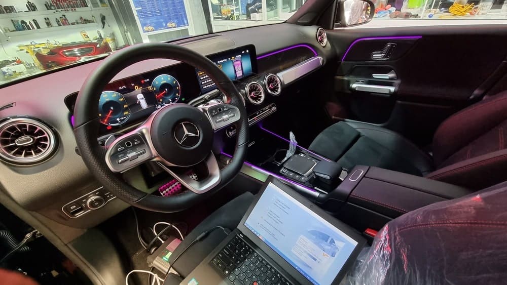 Coding mở tính năng Mercedes