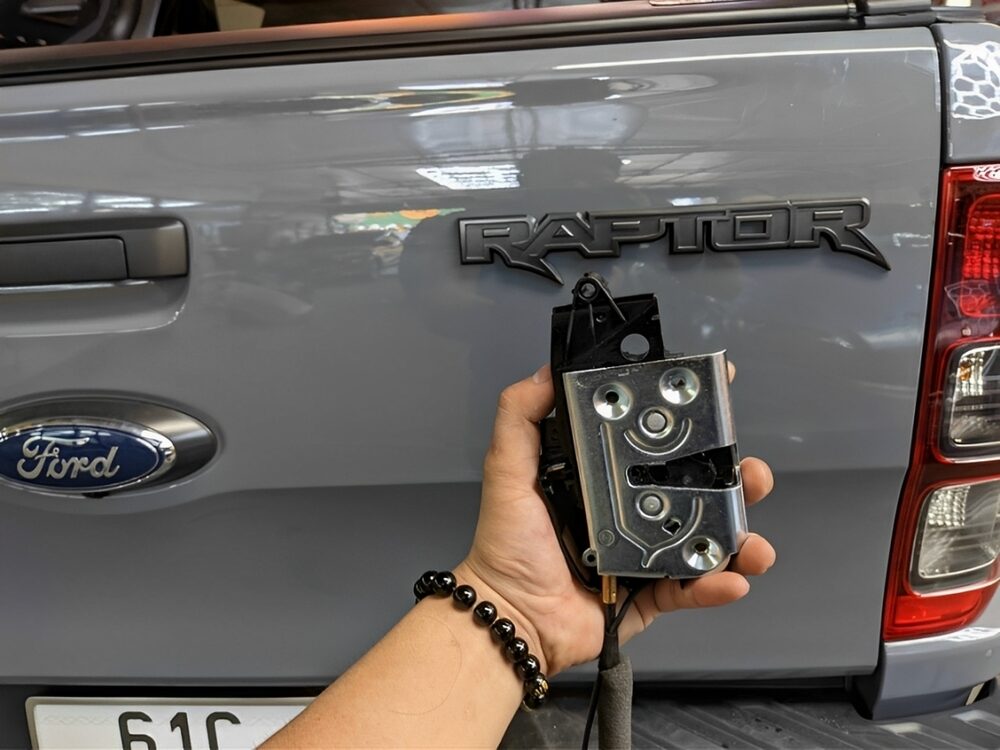 Độ cửa hít ô tô cho Ford Raptor