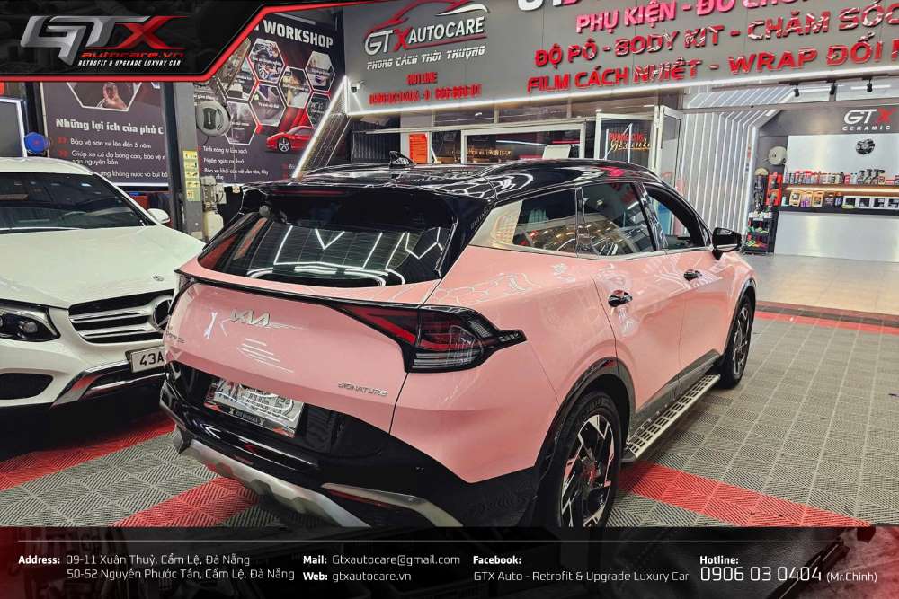 Dán decal xe ô tô tại GTX