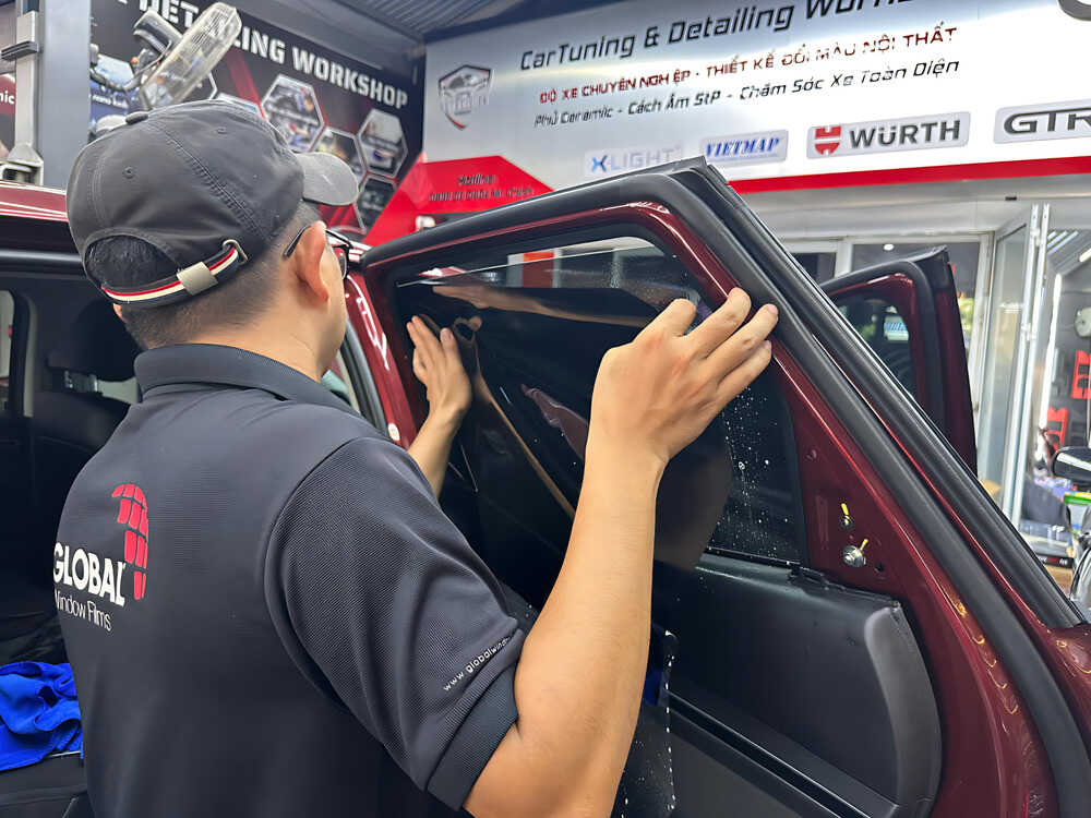 Dán phim cách nhiệt Global mã Supreme 05 cho ô tô