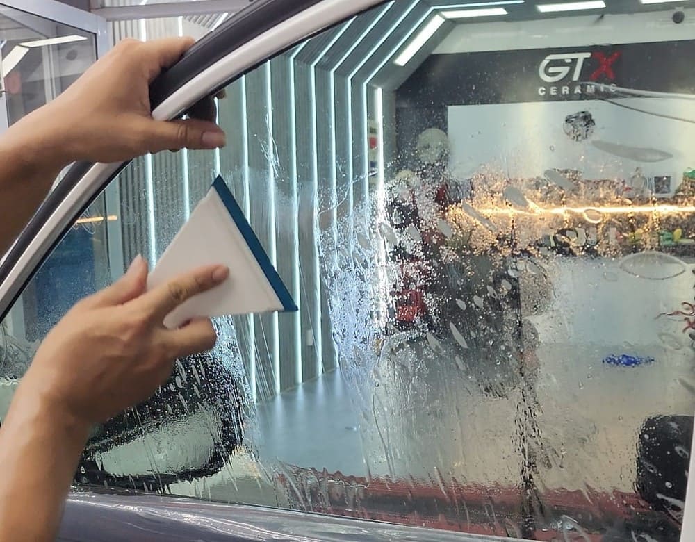 Dán phim cách nhiệt - một trong những nâng cấp cơ bản