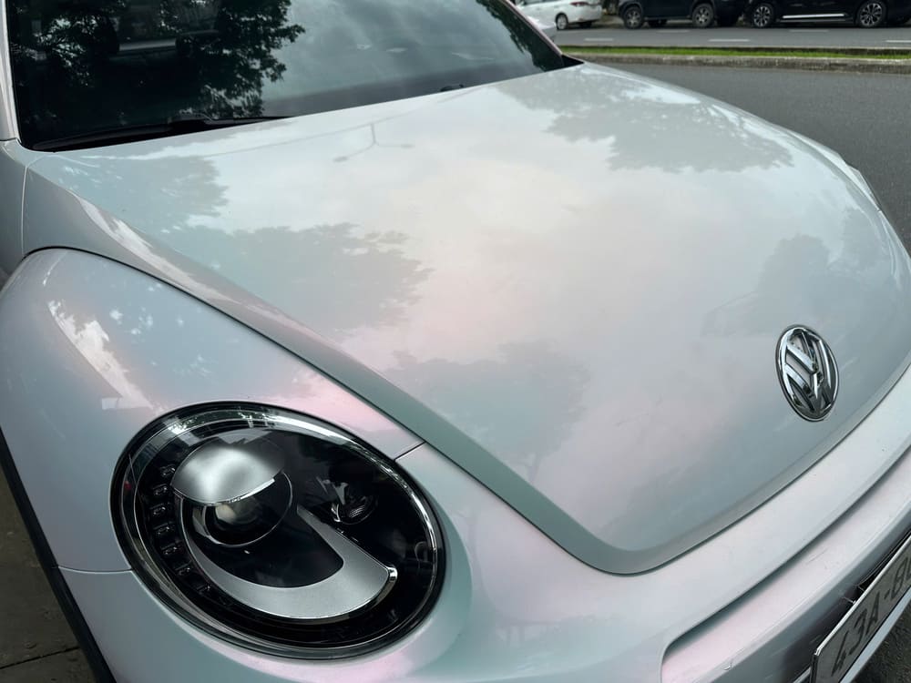 Decal chuyển sắc khi có ánh sáng