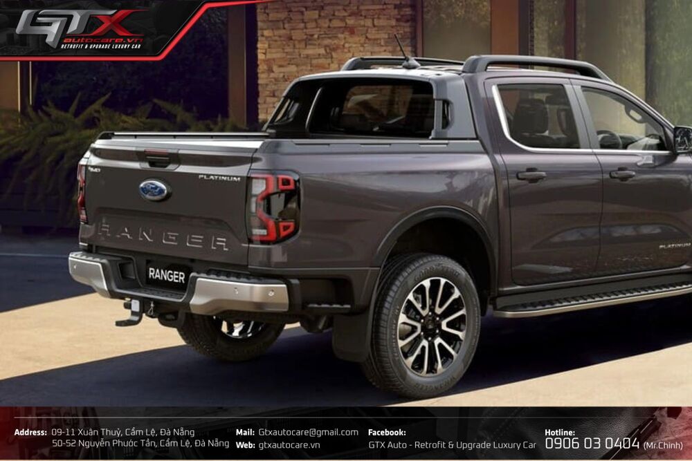 Đèn hậu Ford Ranger Wildtrak
