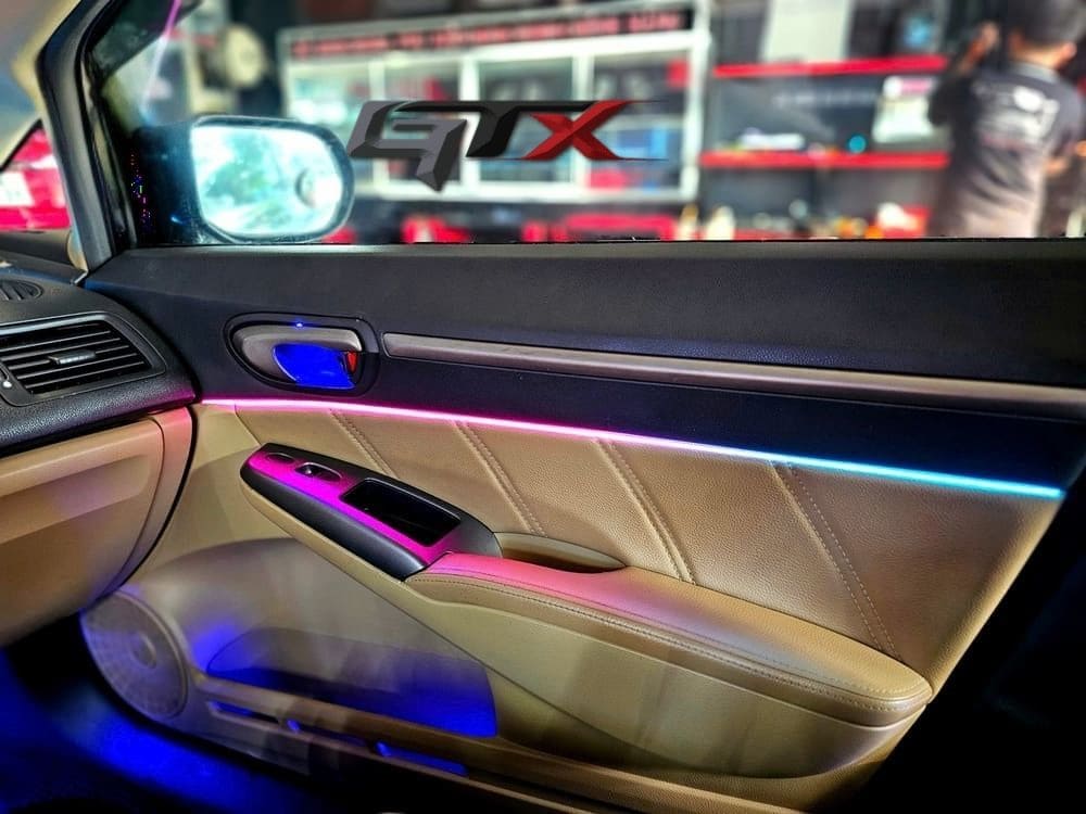 Đèn nội thất ô tô nâng tầm ánh sáng