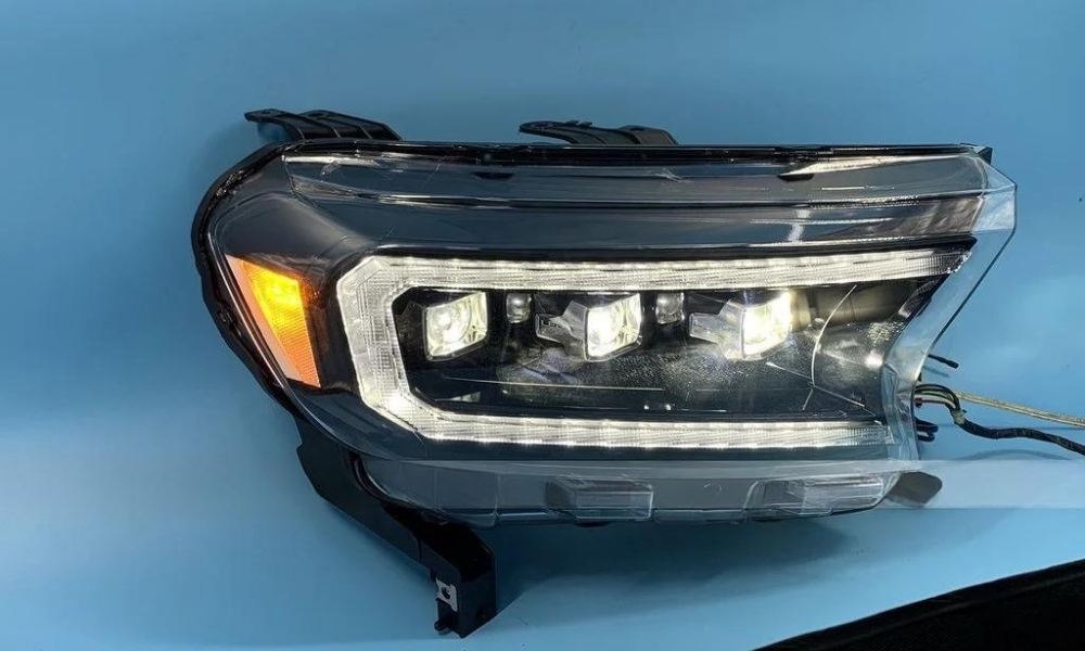 Đèn pha Ford Everest 2015-2020 mẫu full led
