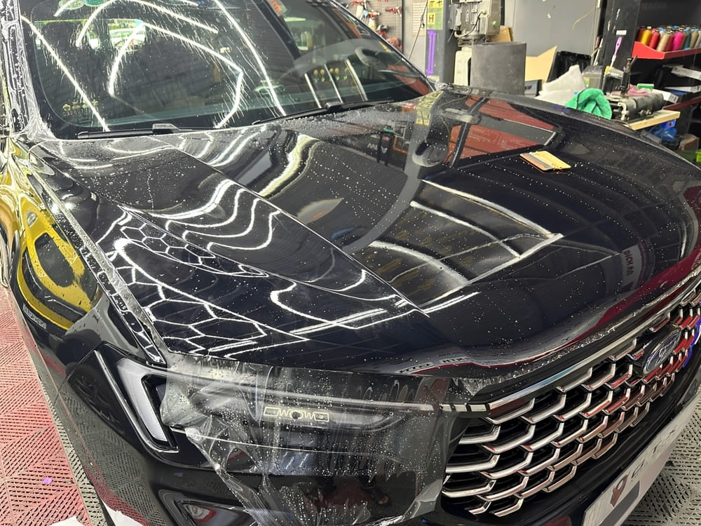 Dịch vụ dán ppf cho xe Ford Everest