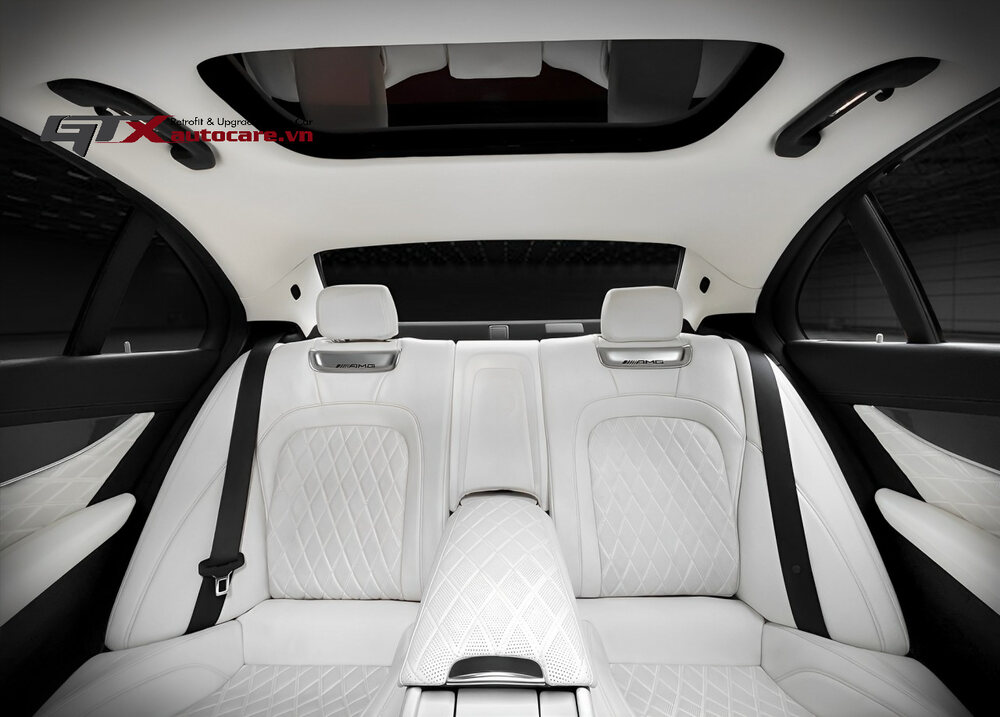 Dịch vụ đổi màu da nội thất Mercedes E300 thời thượng
