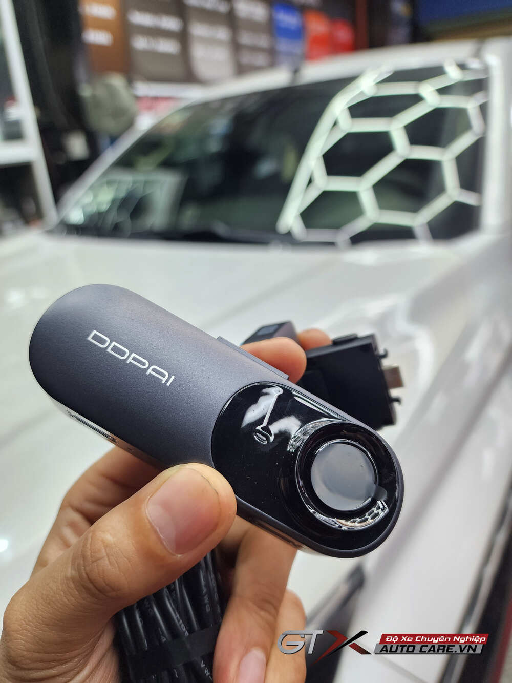 Dịch vụ lắp camera hành trình tại GTX Auto Care