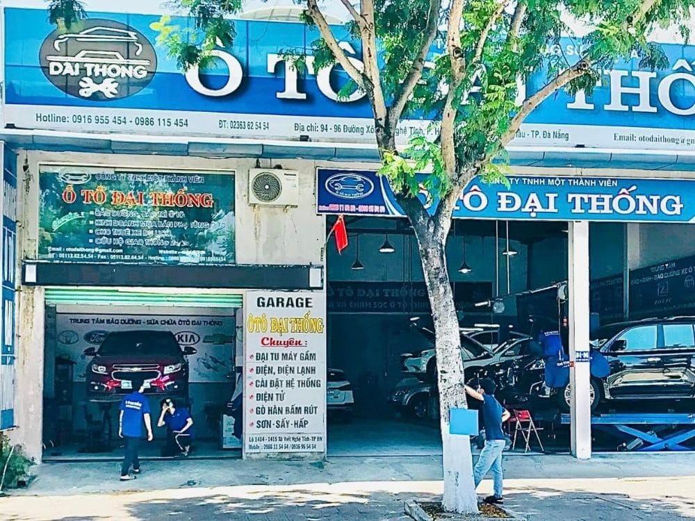 Dịch vụ thay nhớt tại Garage ô tô Đại Thống