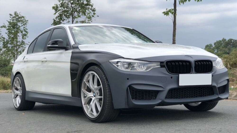 Độ BMW M3 phối ba màu lạ mắt 