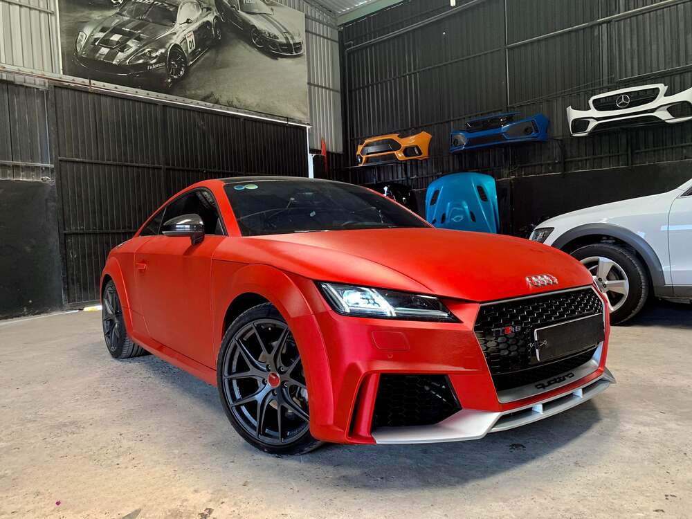 Độ body kit cho xe Audi