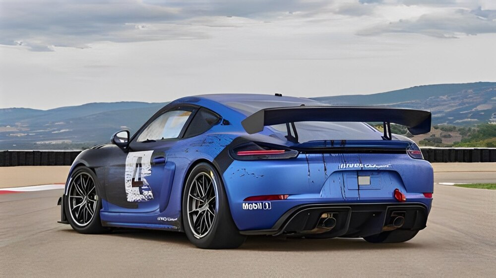 Độ body kit Porsche 718 GT4