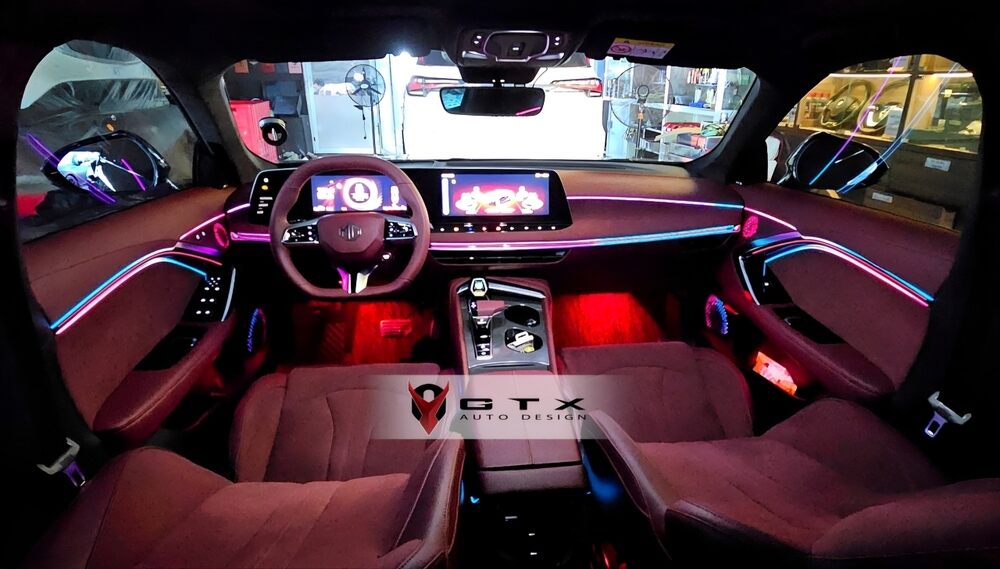 Độ đèn LED viền nội thất cho xe MG7