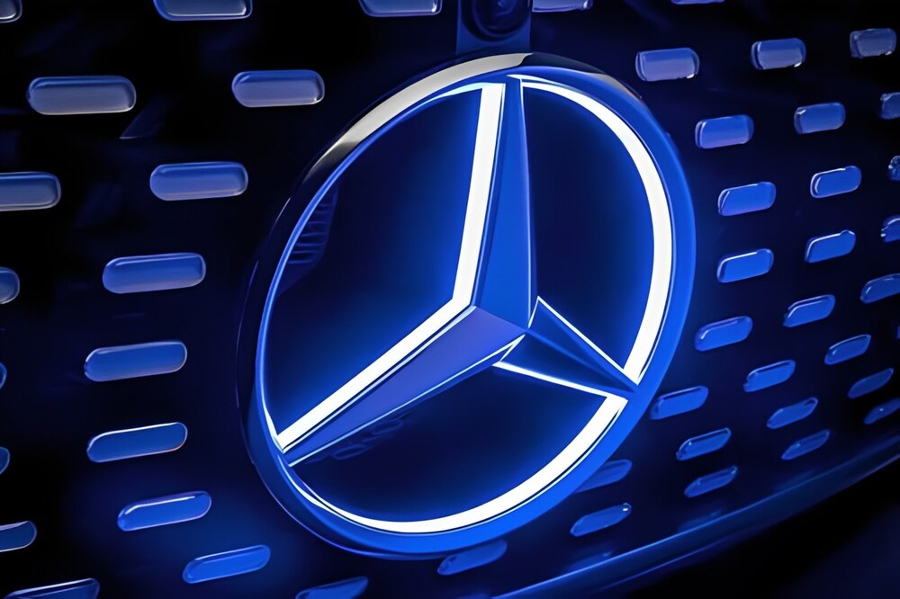 Độ đèn logo mercedes cla 45 amg