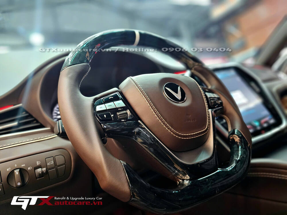 Độ vô lăng carbon cho vinfast lux a