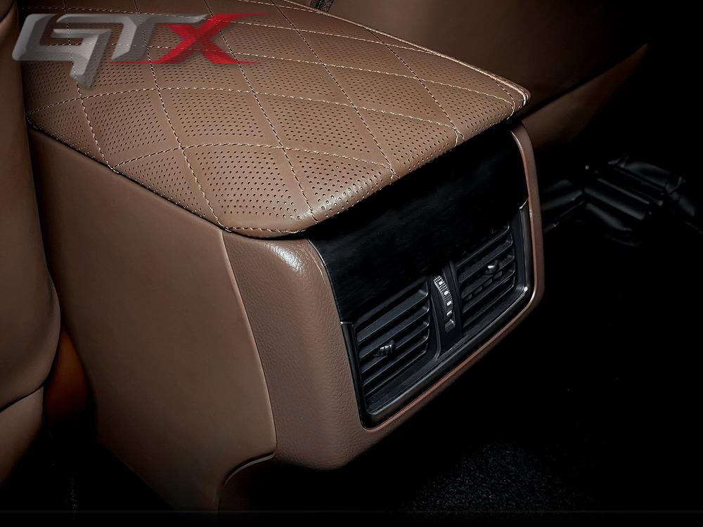 Đổi màu bệ tỳ tay cho Camry 