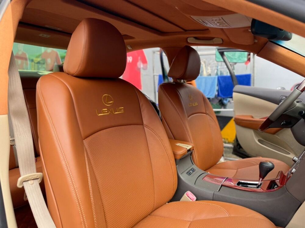   Đổi màu nội thất Lexus với da nappa cao cấp
