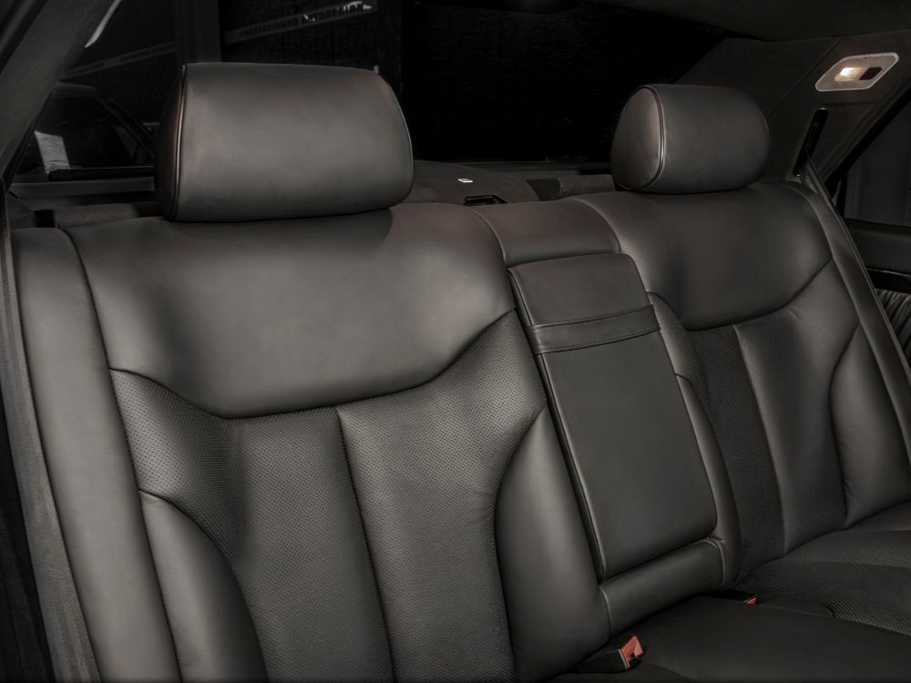 Đổi màu nội thất Audi đen sang trọng