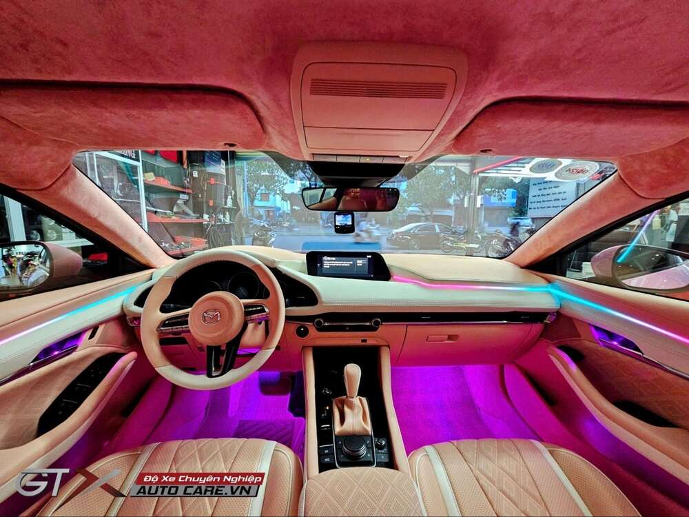 Thiết kế đổi màu nội thất xe