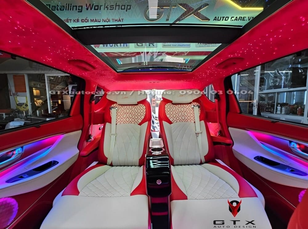 Đổi màu nội thất đỏ và trắng cho Santafe
