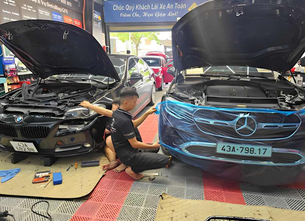 Đội ngũ kỹ thuật viên chuyên nghiệp tận tâm.
