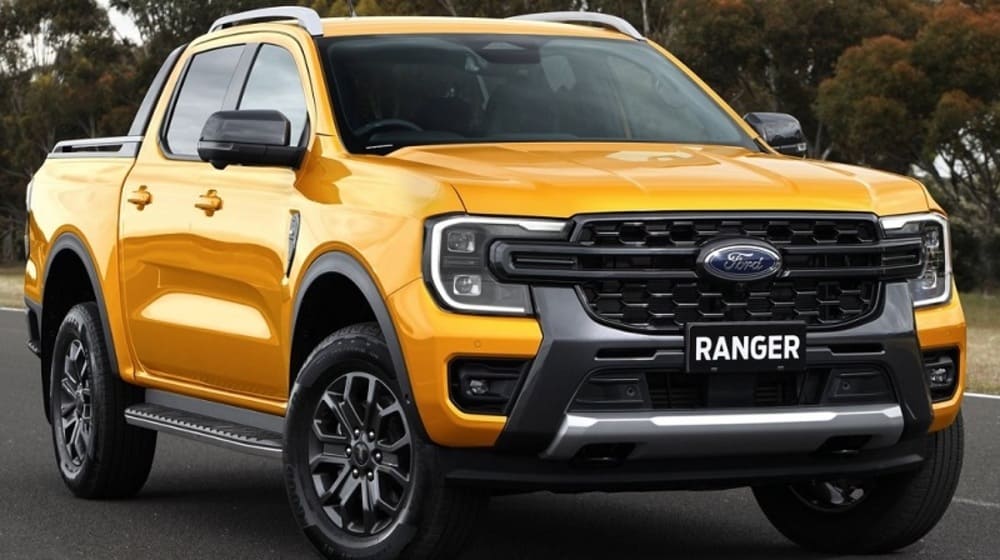 Ford Ranger với màu vàng cá tính 