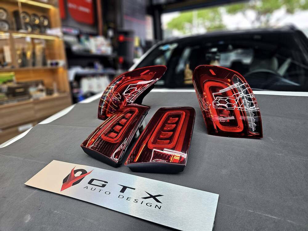 Giá đèn hậu xe Mercedes chính hãng