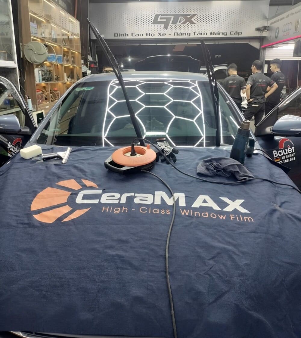 GTX Auto Care chuyên cung cấp các dòng phim cách nhiệt chính hãng