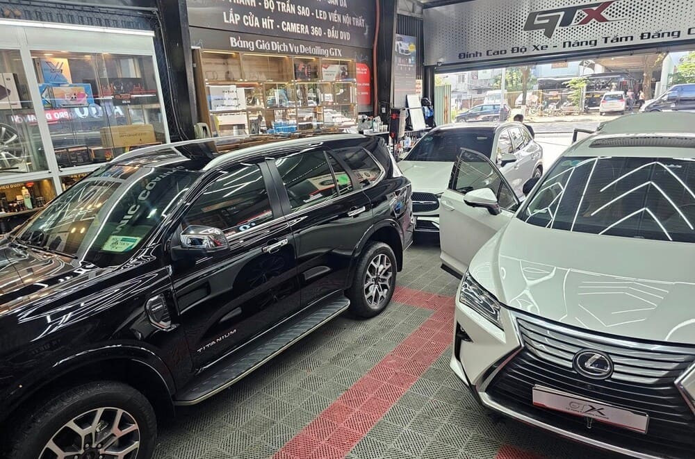 GTX Auto Care - Chuyên thi công thảm lót sàn cho xe ô tô
