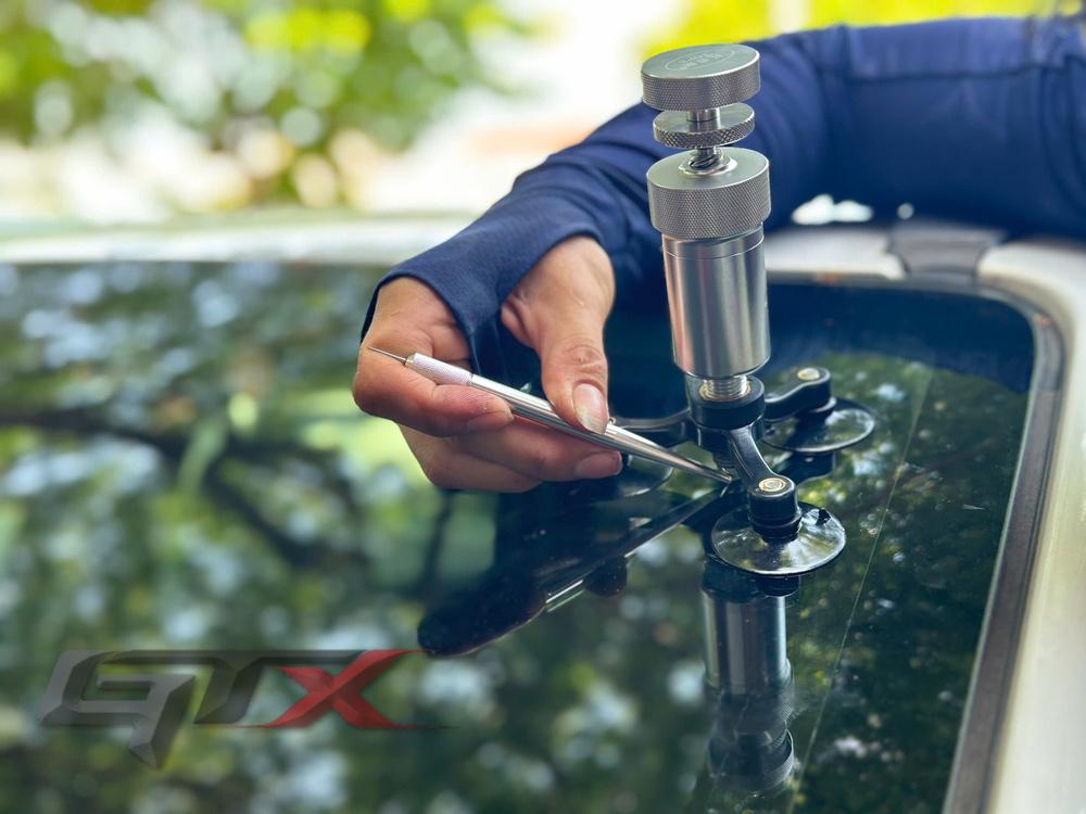 Hàn kính lái ô tô là gì