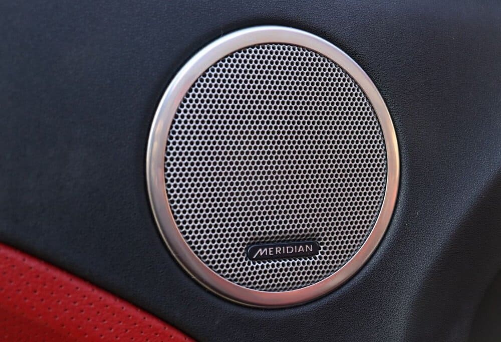 Hệ thống âm thanh Range Rover là gì