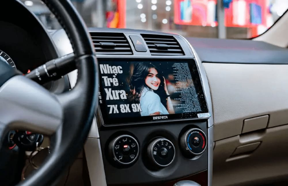 Hiệu ứng âm thanh vòm chân thực của màn hình Android xe Altis