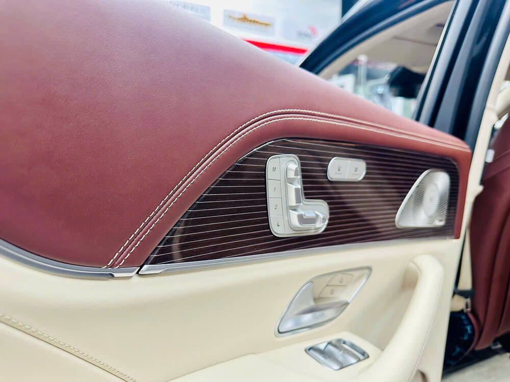 Hình ảnh đổi màu nội thất Mercedes S600 Maybach