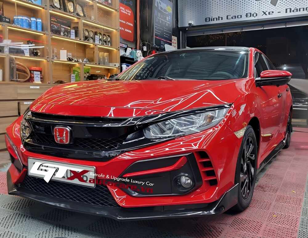 Honda Civic độ body kit tại GTX