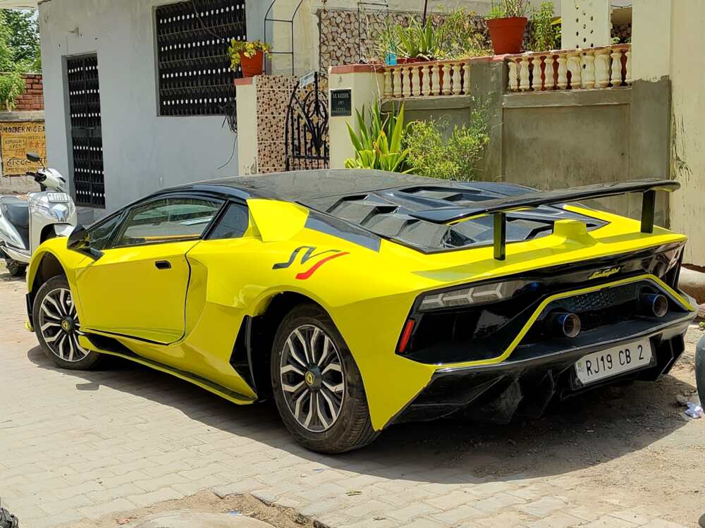 Honda Civic độ Lamborghini