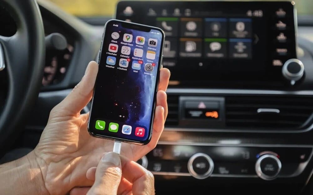 Kết nối iPhone với Lexus
