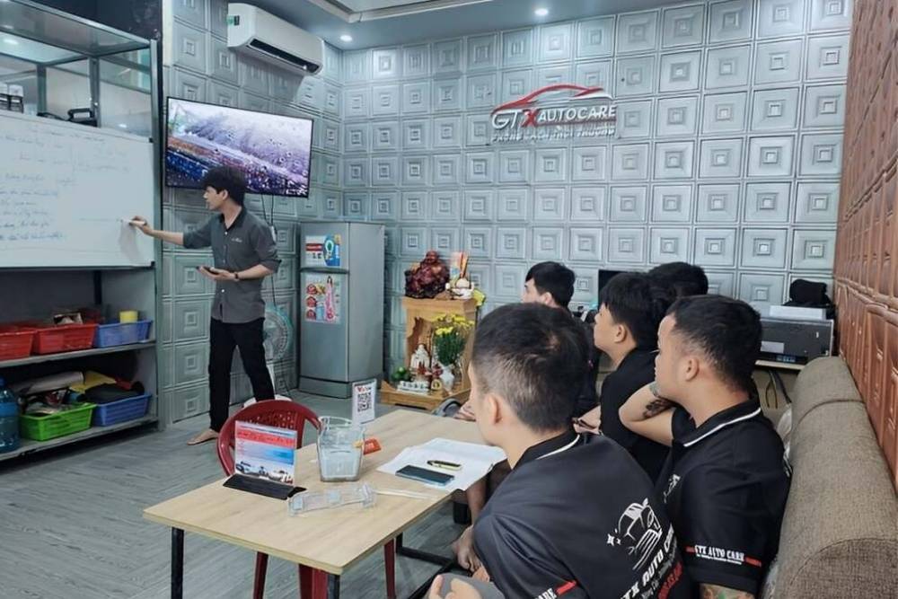 Khả năng học hỏi và cập nhật xu hướng của ngành