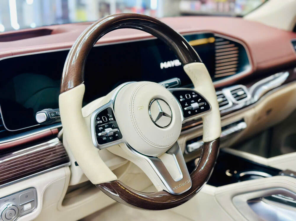  Khâu da vô lăng cho Maybach S600