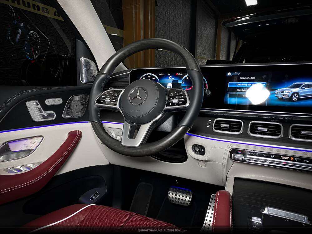 Khâu vô lăng xe Mercedes S500