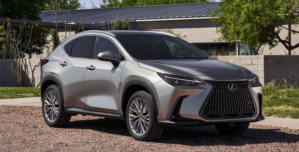 Không phải đời xe Lexus nào cũng hỗ trợ Apple CarPlay