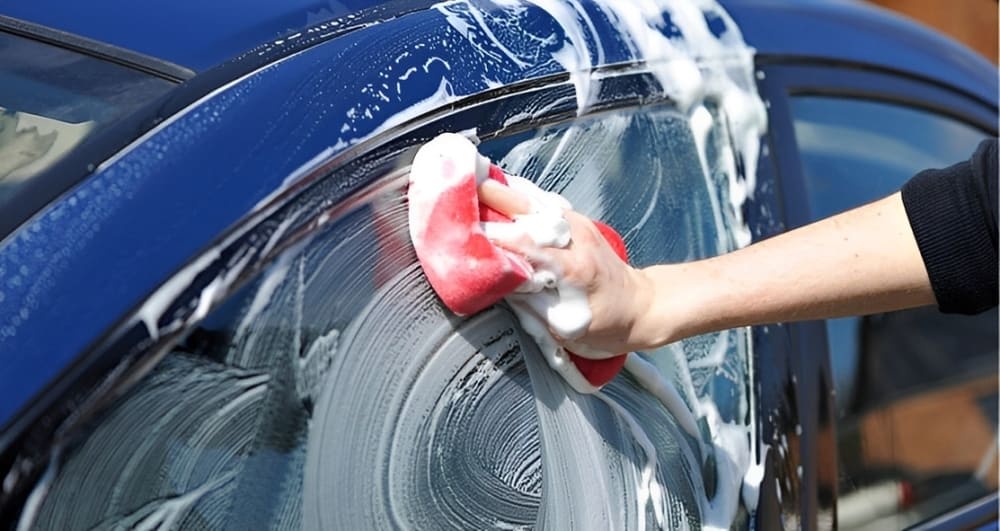 Kiểm tra và chăm sóc ngoại thất xe ô tô
