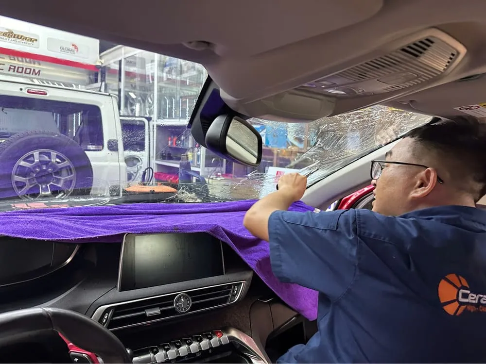 Kinh nghiệm khi dán phim cách nhiệt ô tô Hàn Quốc