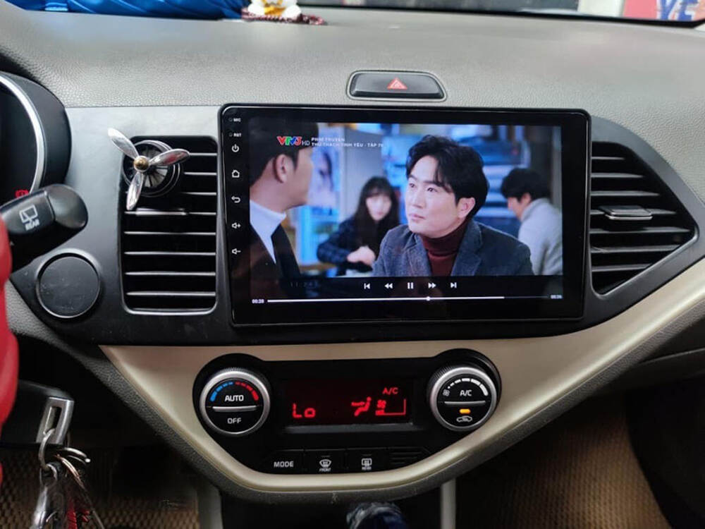 Kinh nghiệm lựa chọn màn hình cho xe ô tô