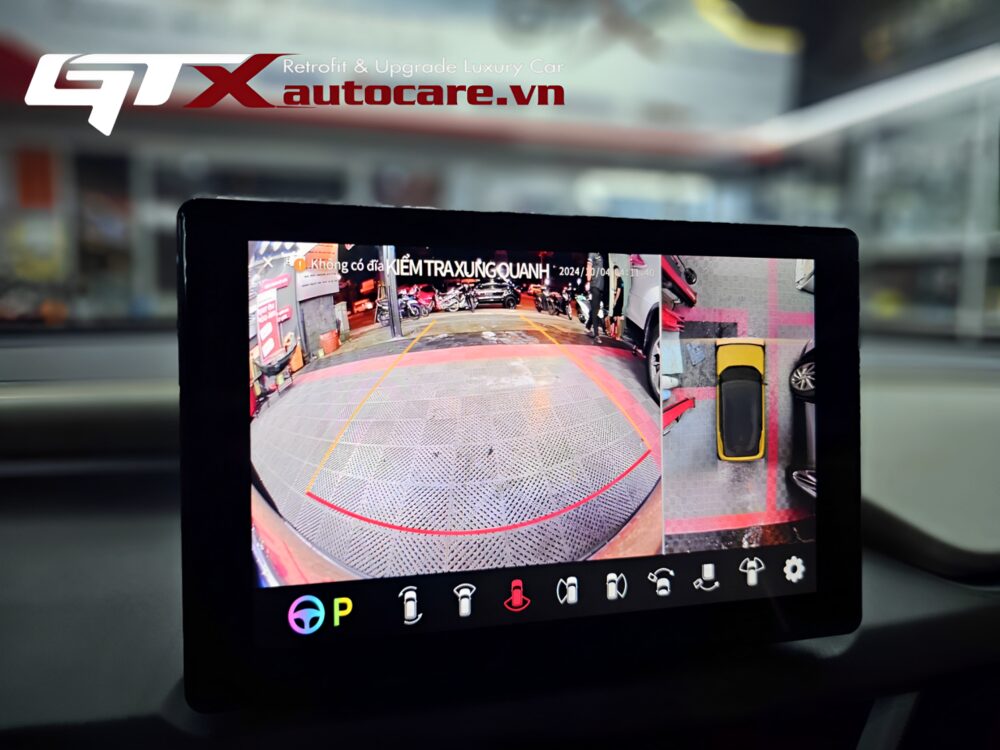 Lắp camera lùi tích hợp