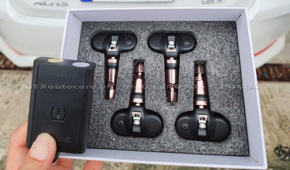 Lắp đặt cảm biến áp suất lốp tại GTX Auto Care